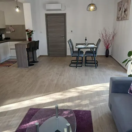 Lasko Lägenhet Goveđari